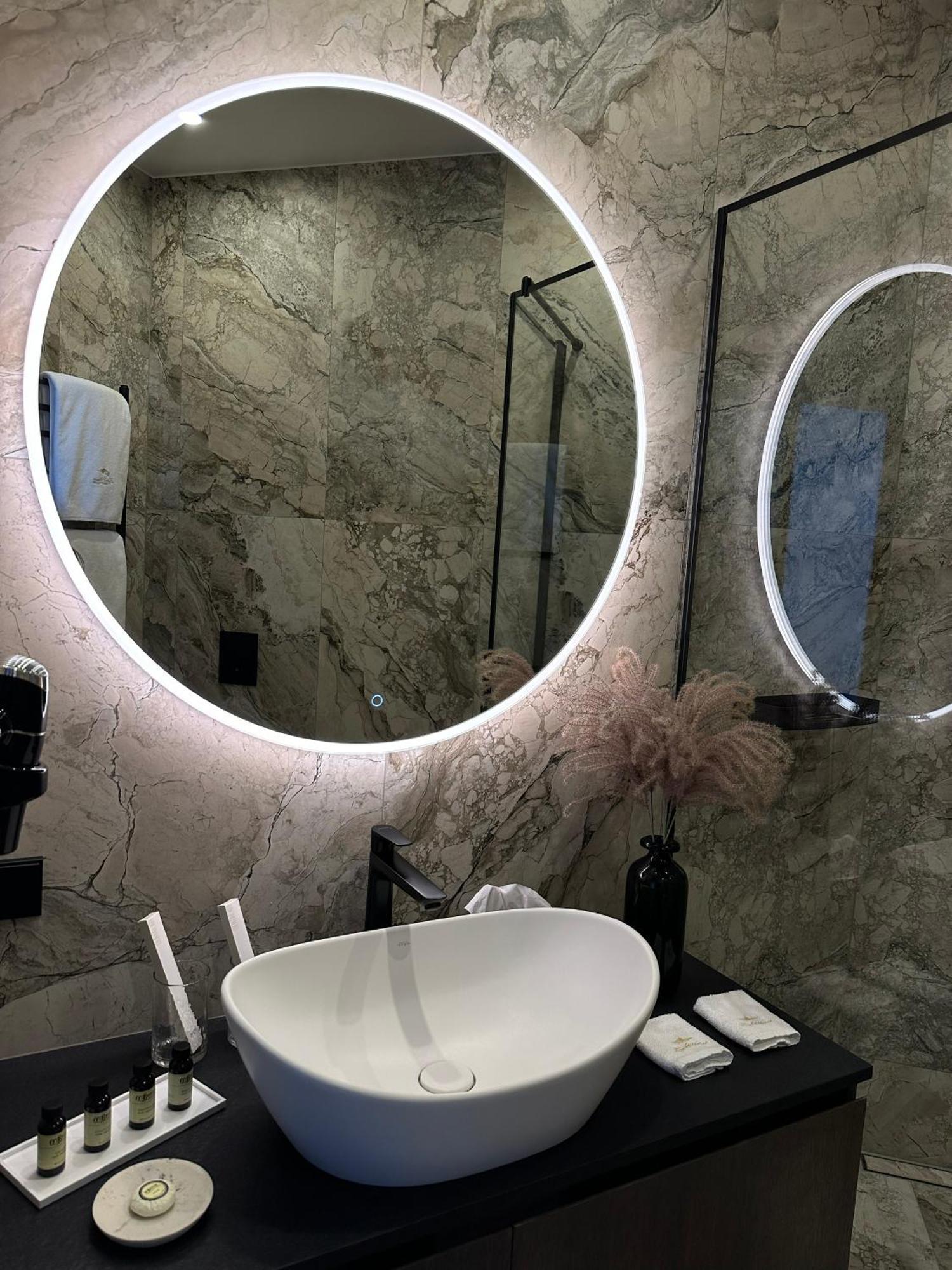 Boutique Hotel Light House Jūrkalne エクステリア 写真